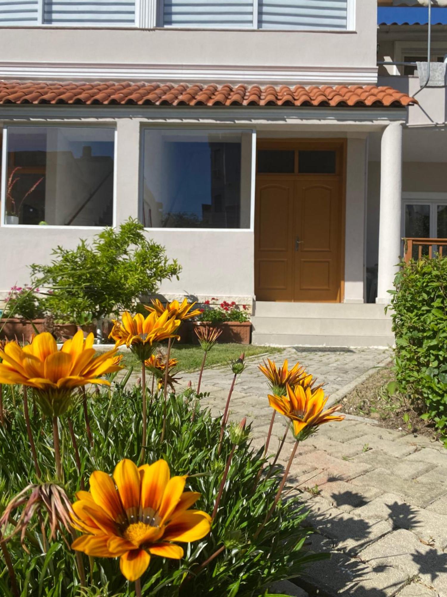 Casa de hóspedes Vila M Vera With Kitchen And